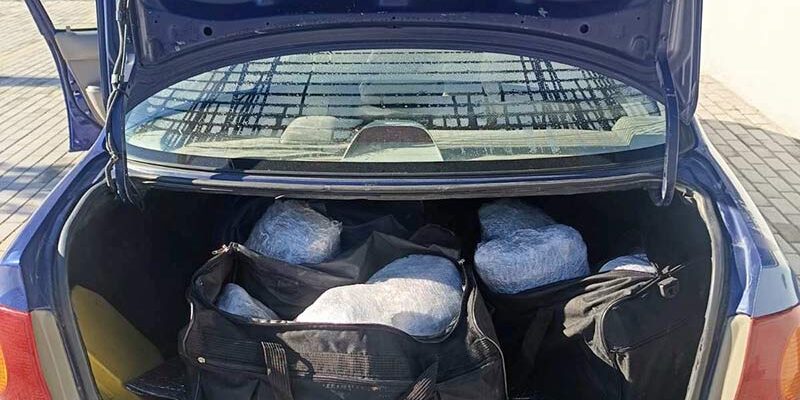 Συνελήφθησαν 3 άτομα, για διακίνηση μεγάλης ποσότητας ακατέργαστης κάνναβης, βάρους 28 κιλών και 100 γραμμαρίων, σε περιοχή της Καστοριάς