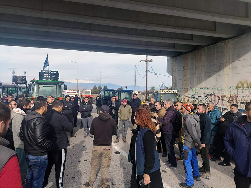 Στήθηκε το μπλόκο στον κόμβο Φιλώτα! Σήμερα στις 12:00 θα γίνει συνέλευση