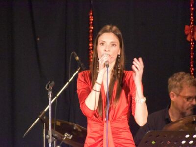 Με συναυλία συνεχίστηκαν οι Χριστουγεννιάτικες εκδηλώσεις του Δήμου Φλώρινας