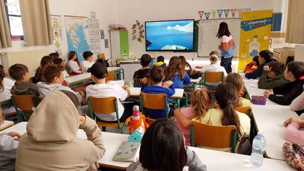 ΔΕΗ: 1.700 μαθητές σε 6 νησιά συμμετείχαν στο εκπαιδευτικό πρόγραμμα «Το Πλαστικό μου κι Εγώ»