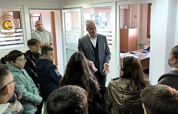 Επίσκεψη μαθητών του 3ου Δημοτικού Σχολείου Αμυνταίου στο Δημαρχείο