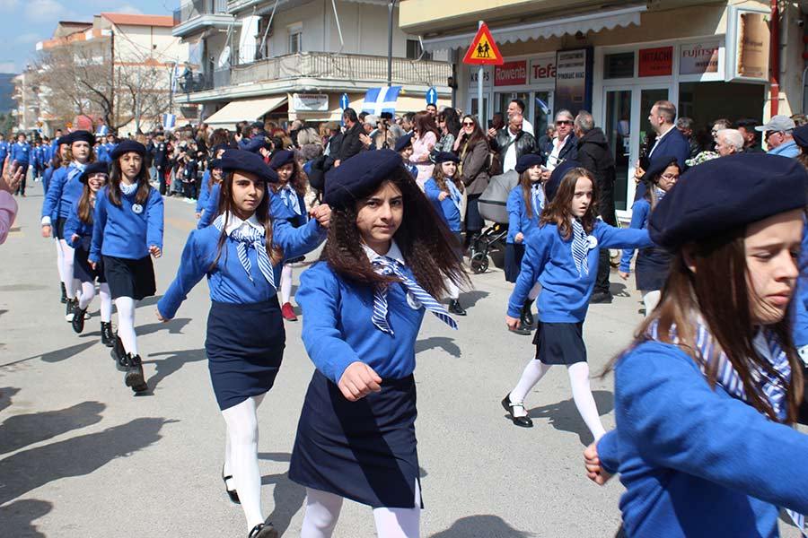 Φωτορεπόρταζ, για την σημερινή εθνική επέτειο της 25ης Μαρτίου 2025, στο Αμύνταιο