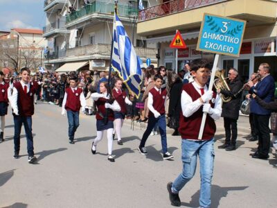 Φωτορεπόρταζ, για την σημερινή εθνική επέτειο της 25ης Μαρτίου 2025, στο Αμύνταιο