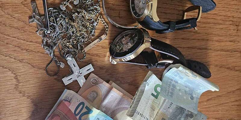 Συνελήφθησαν δύο άτομα που εμπλέκονται σε τηλεφωνική απάτη, στην πόλη της Φλώρινας