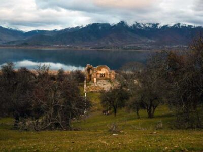 2ο TRIETHNÉS FESTIVAL: Προσκαλεί καλλιτέχνες να συμμετάσχουν σε εικαστική παρέμβαση στον Άγιο Αχίλλειο Πρεσπών