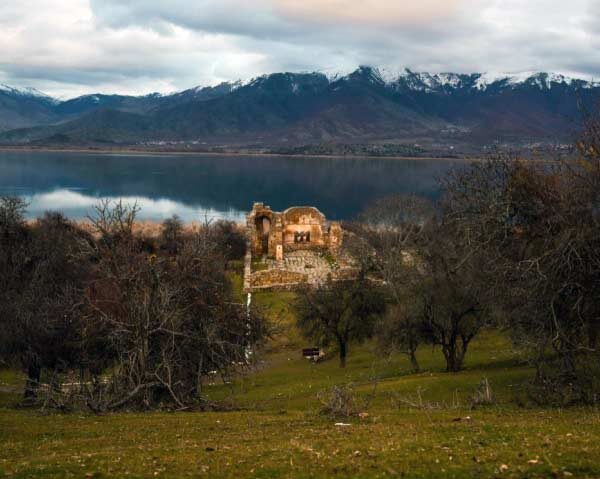 2ο TRIETHNÉS FESTIVAL: Προσκαλεί καλλιτέχνες να συμμετάσχουν σε εικαστική παρέμβαση στον Άγιο Αχίλλειο Πρεσπών
