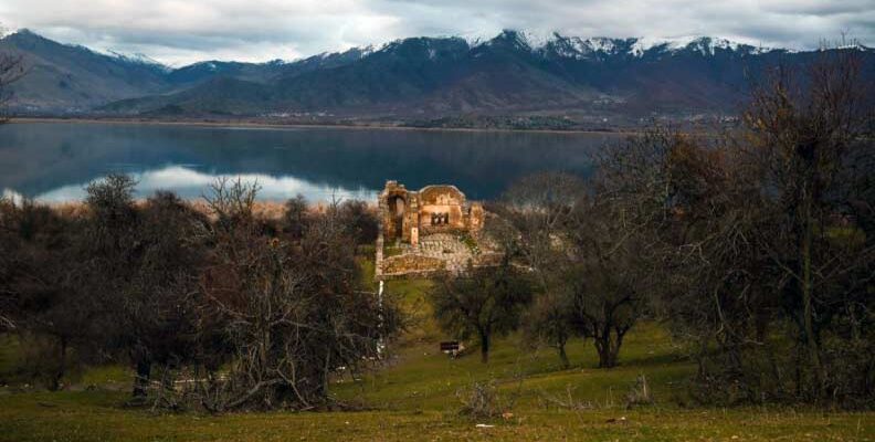 2ο TRIETHNÉS FESTIVAL: Προσκαλεί καλλιτέχνες να συμμετάσχουν σε εικαστική παρέμβαση στον Άγιο Αχίλλειο Πρεσπών