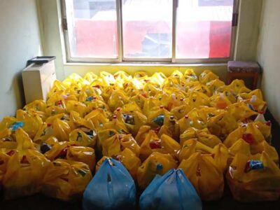 Διανομή τροφίμων σε δημότες του Δήμου Φλώρινας για το Πάσχα