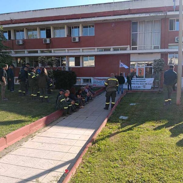 Με επιτυχία πραγματοποιήθηκε η στάση εργασίας που προκήρυξε το ΣΕΕΕΝ ενάντια στο κλείσιμο ΑΗΣ και Ορυχείων