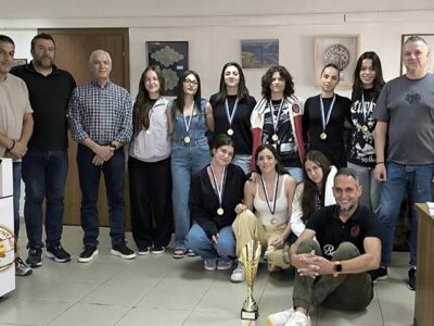 Ο Δήμαρχος Αμυνταίου υποδέχθηκε τη γυναικεία ομάδα του Αίαντα μετά την ιστορική άνοδο στη Β’ εθνική 4 Ο Δήμαρχος Αμυνταίου υποδέχθηκε τη γυναικεία ομάδα του Αίαντα μετά την ιστορική άνοδο στη Β’ εθνική