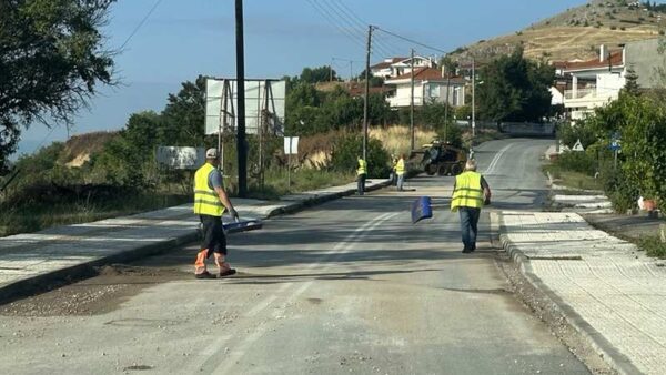 Άμεση αποκατάσταση του οδικού δικτύου του Δήμου Αμυνταίου μετά την έντονη νεροποντή 1 Άμεση αποκατάσταση του οδικού δικτύου του Δήμου Αμυνταίου μετά την έντονη νεροποντή