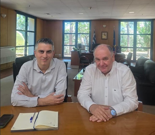 Στ. Παπασωτηρίου: «Προτεραιότητα οι οδικές και σιδηροδρομικές μεταφορές στη Φλώρινα» 11 Στ. Παπασωτηρίου: «Προτεραιότητα οι οδικές και σιδηροδρομικές μεταφορές στη Φλώρινα»