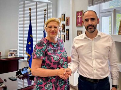 Εθιμοτυπική επίσκεψη διπλωματικών εκπροσώπων στο Δημαρχείο Φλώρινας 22 Εθιμοτυπική επίσκεψη διπλωματικών εκπροσώπων στο Δημαρχείο Φλώρινας