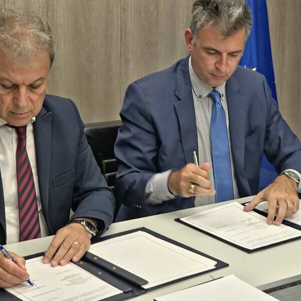 Υπογραφή Μνημονίου Συνεργασίας για τη λειτουργία Γραφείου Εξωστρέφειας