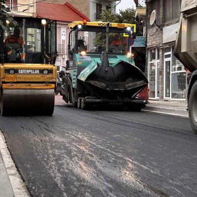 Συνεχίζονται οι ασφαλτοστρώσεις σε οδούς της πόλης της Φλώρινας