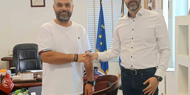 Ορκίστηκε ο νέος πρόεδρος της κοινότητας Κλαδοράχης Βασίλειος Σιώμος