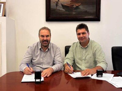 Υπoγραφή συμβάσεων για την ενεργειακή αναβάθμιση του 3ου Νηπιαγωγείου - Δημοτικού Σχολείου και του 1ου Γενικού Λυκείου Φλώρινας 2 Υπoγραφή συμβάσεων για την ενεργειακή αναβάθμιση του 3ου Νηπιαγωγείου - Δημοτικού Σχολείου και του 1ου Γενικού Λυκείου Φλώρινας