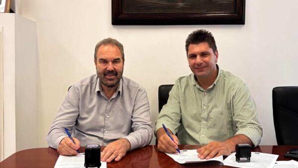 Υπoγραφή συμβάσεων για την ενεργειακή αναβάθμιση του 3ου Νηπιαγωγείου - Δημοτικού Σχολείου και του 1ου Γενικού Λυκείου Φλώρινας 1 Υπoγραφή συμβάσεων για την ενεργειακή αναβάθμιση του 3ου Νηπιαγωγείου - Δημοτικού Σχολείου και του 1ου Γενικού Λυκείου Φλώρινας