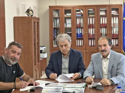 Υπογραφή Σύμβασης "Συντήρηση Οδικού Δικτύου Φλώρινας- Αμυνταίου 2 Υπογραφή Σύμβασης "Συντήρηση Οδικού Δικτύου Φλώρινας- Αμυνταίου