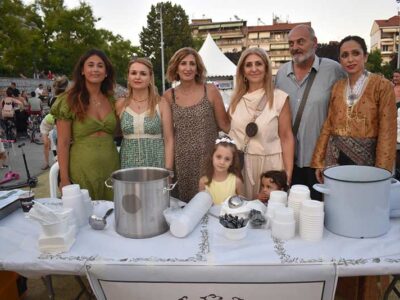 Η εκδήλωση "Πατρίδων Γεύσεις" στο "Πολιτιστικό Καλοκαίρι" του Δήμου Φλώρινας 14 Η εκδήλωση "Πατρίδων Γεύσεις" στο "Πολιτιστικό Καλοκαίρι" του Δήμου Φλώρινας
