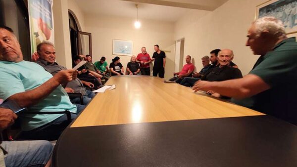 Σύσκεψη μηλοπαραγωγών στο Μεσόβουνο