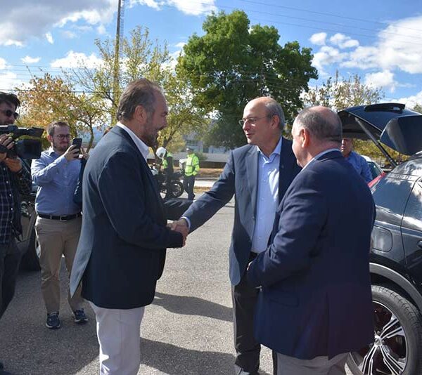 Οι εργασίες του Κολυμβητηρίου στο επίκεντρο της συνάντησης του Δημάρχου Φλώρινας με τον Αντιπρόεδρο της Κυβέρνησης