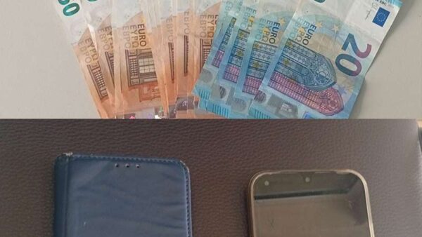 Συνελήφθη 48χρονος αλλοδαπός σε περιοχή της Καστοριάς, ο οποίος μετέφερε παράνομα με Ι.Χ.Ε. αυτοκίνητο, έναν αλλοδαπό