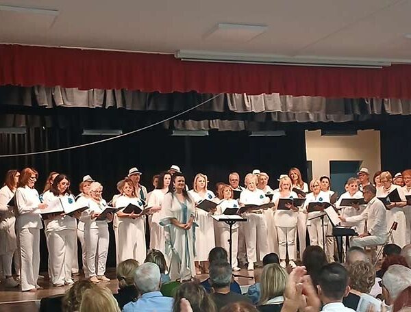 Η Μικτή Χορωδία του Φ.Σ.Φ. «Ο Αριστοτέλης» στο Χορωδιακό Φεστιβάλ Αμοργού